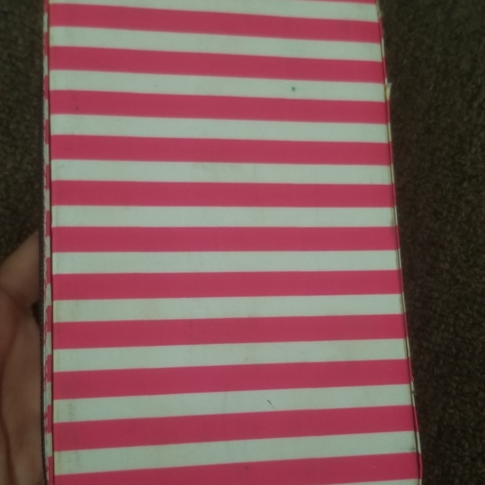 (2) makeup boxes - Picture 4 of 8